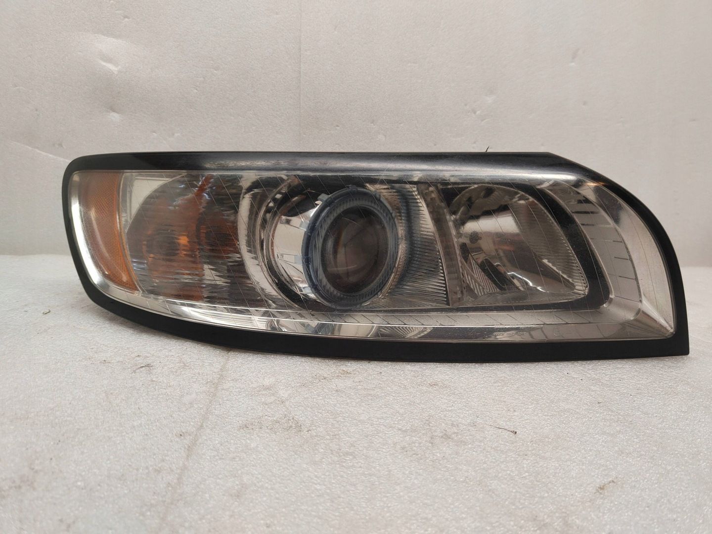 VOLVO S40 V50 LIFT XENON Przód strona prawa 31265699