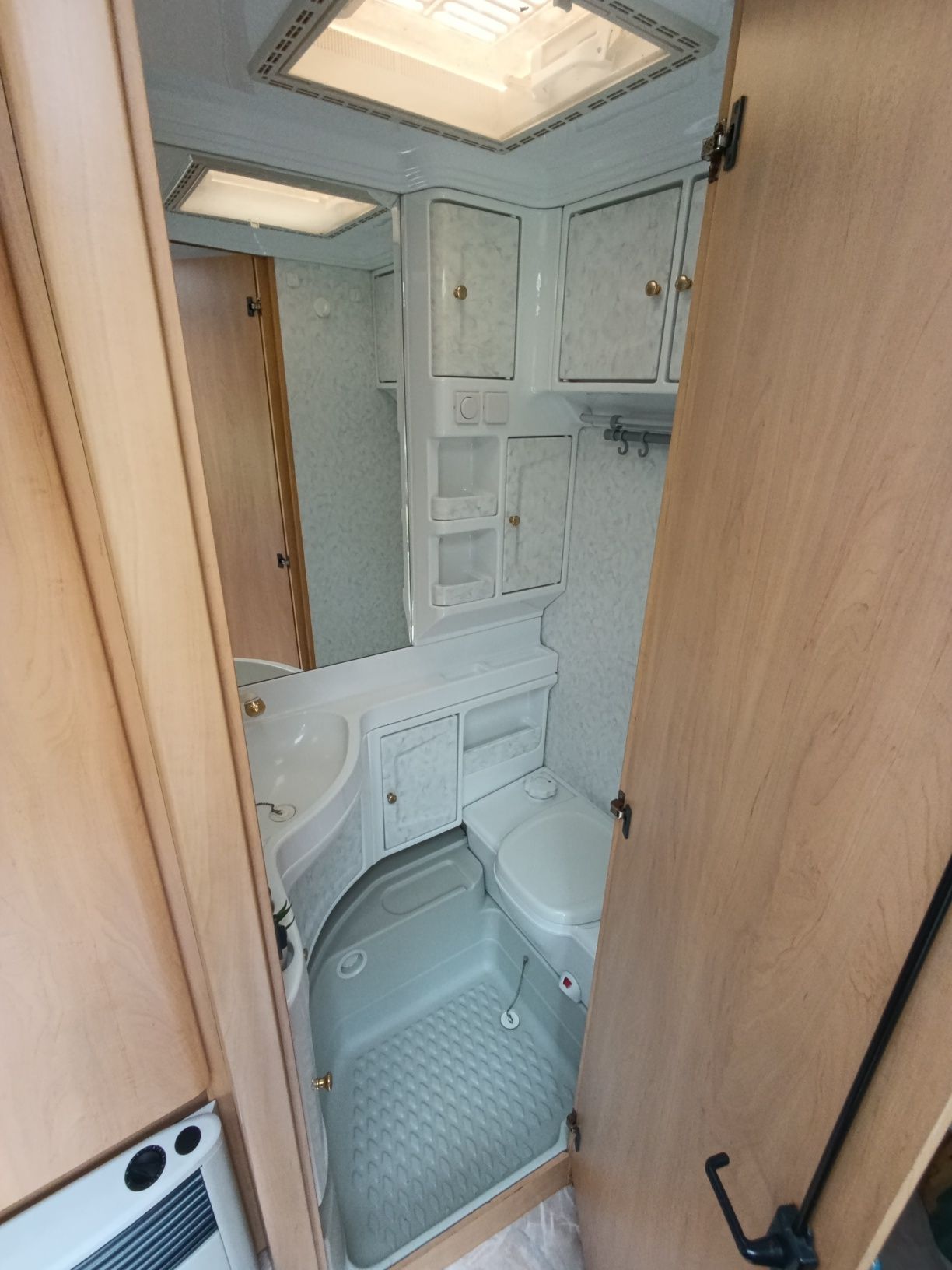 Przyczepa hobby 450 de lux