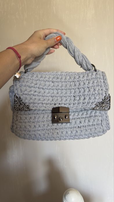 Вʼязана сумка ручної роботи