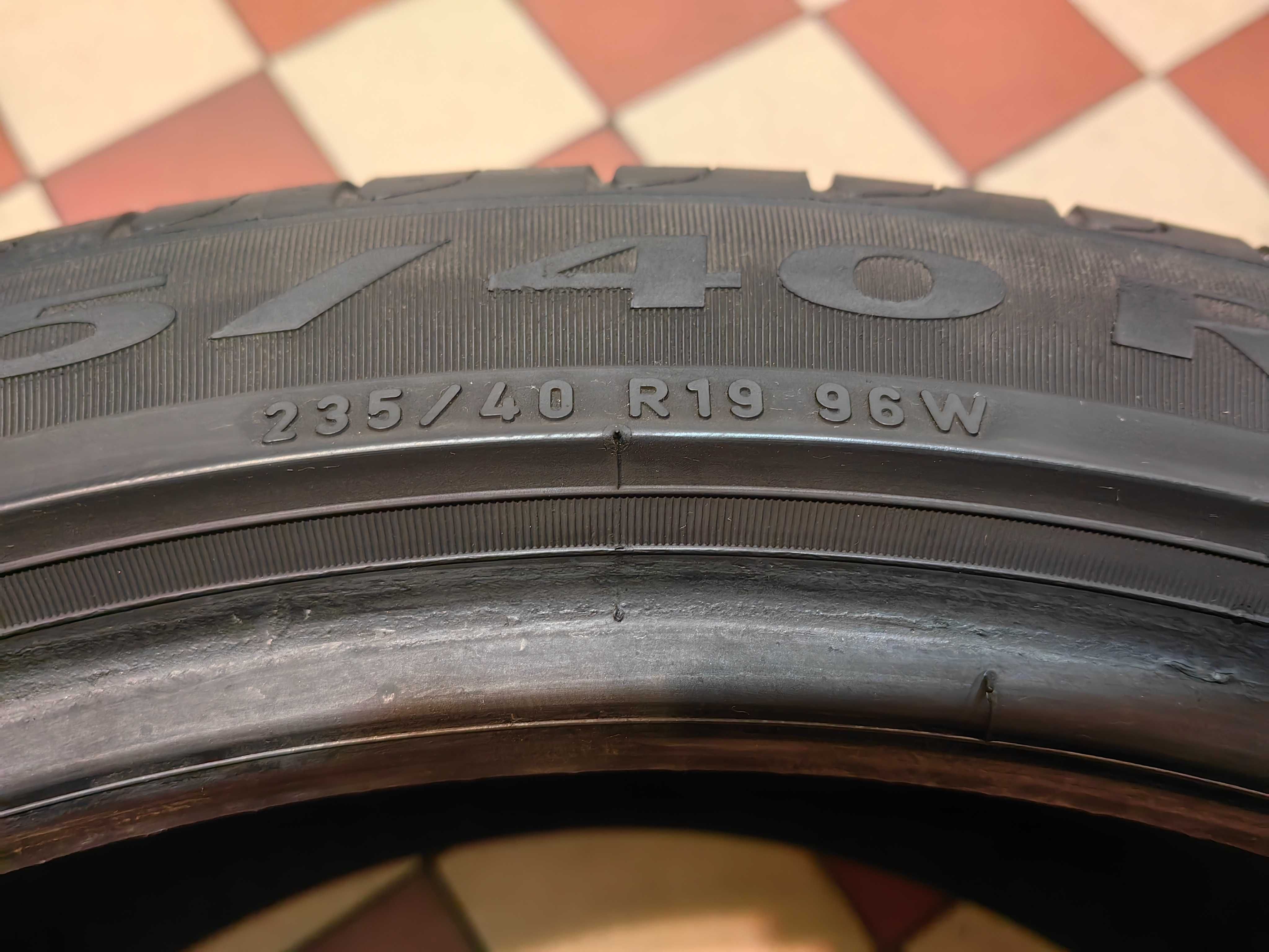 Pirelli Cinturato P7 235/40R19 96W #329&