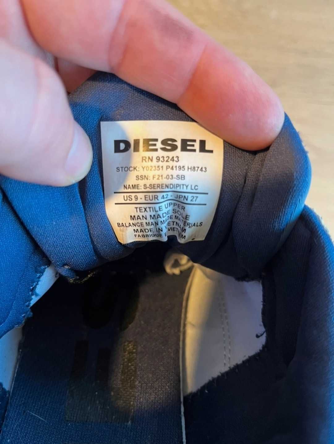 Кросівки оригінальні Diesel 42 р