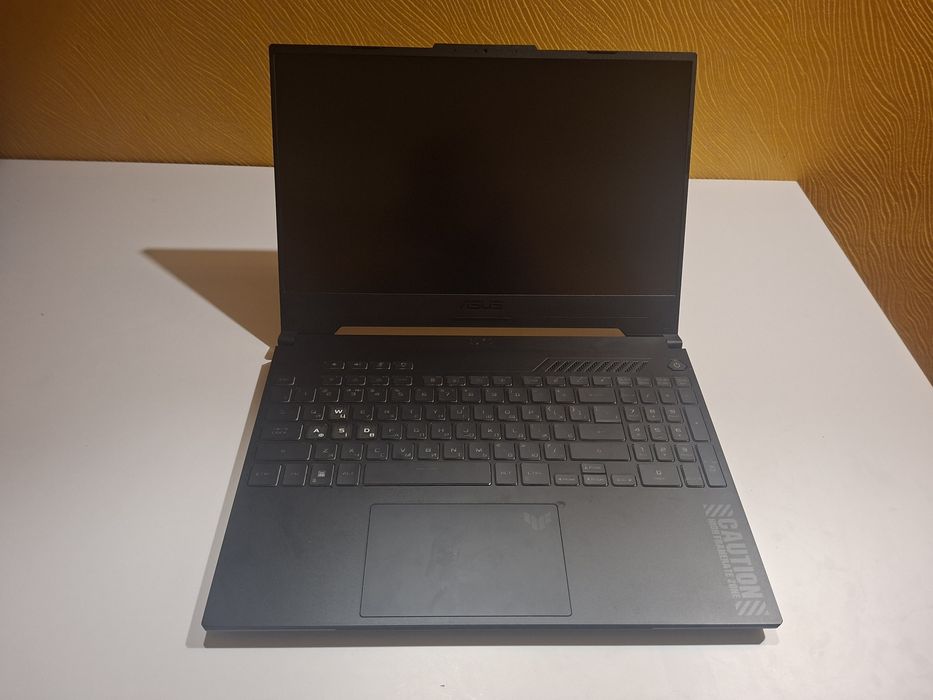 Ноутбук ASUS игровой(читайте описание)