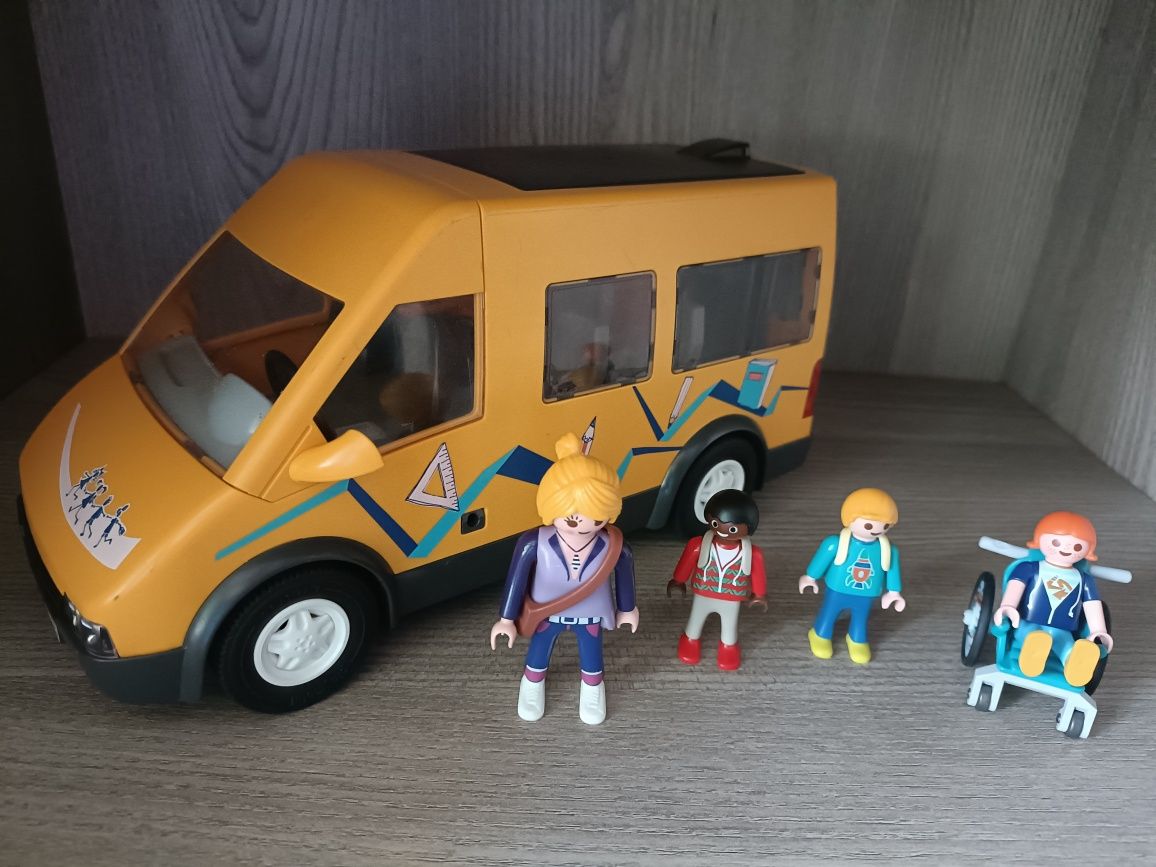 Playmobil autobus