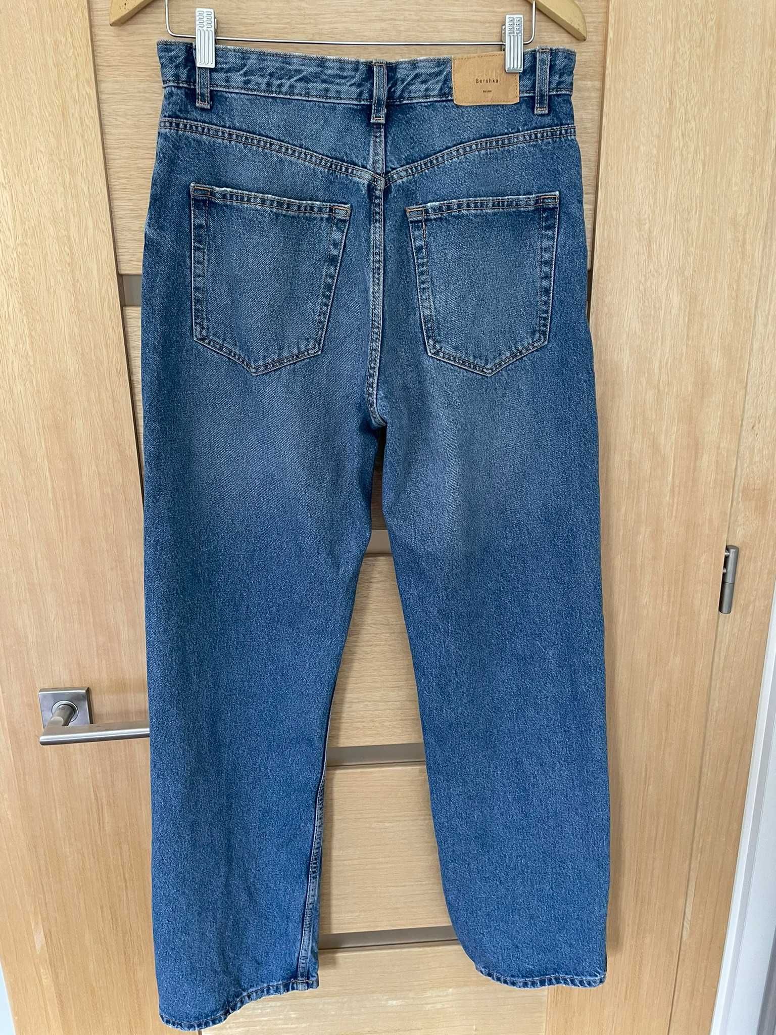 Jeansy Bershka High Waist Straight rozmiar 40
