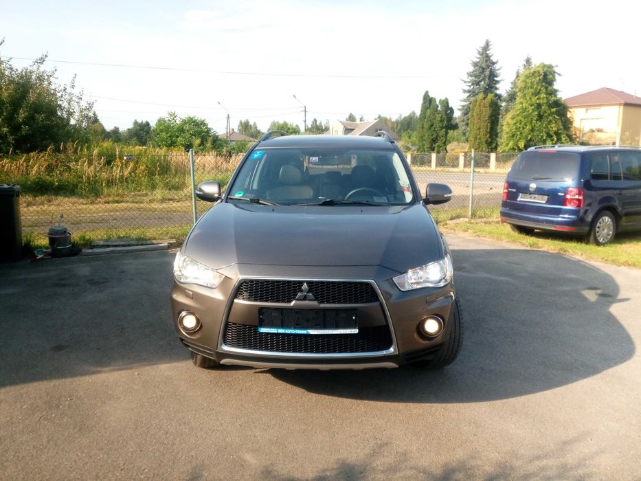 Śliczny Outlander Polift klima elektryka sprowadzony