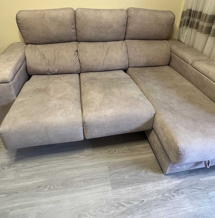 Sofá retrátil de canto 3 lugares com Chaise e Baú de armazenamento