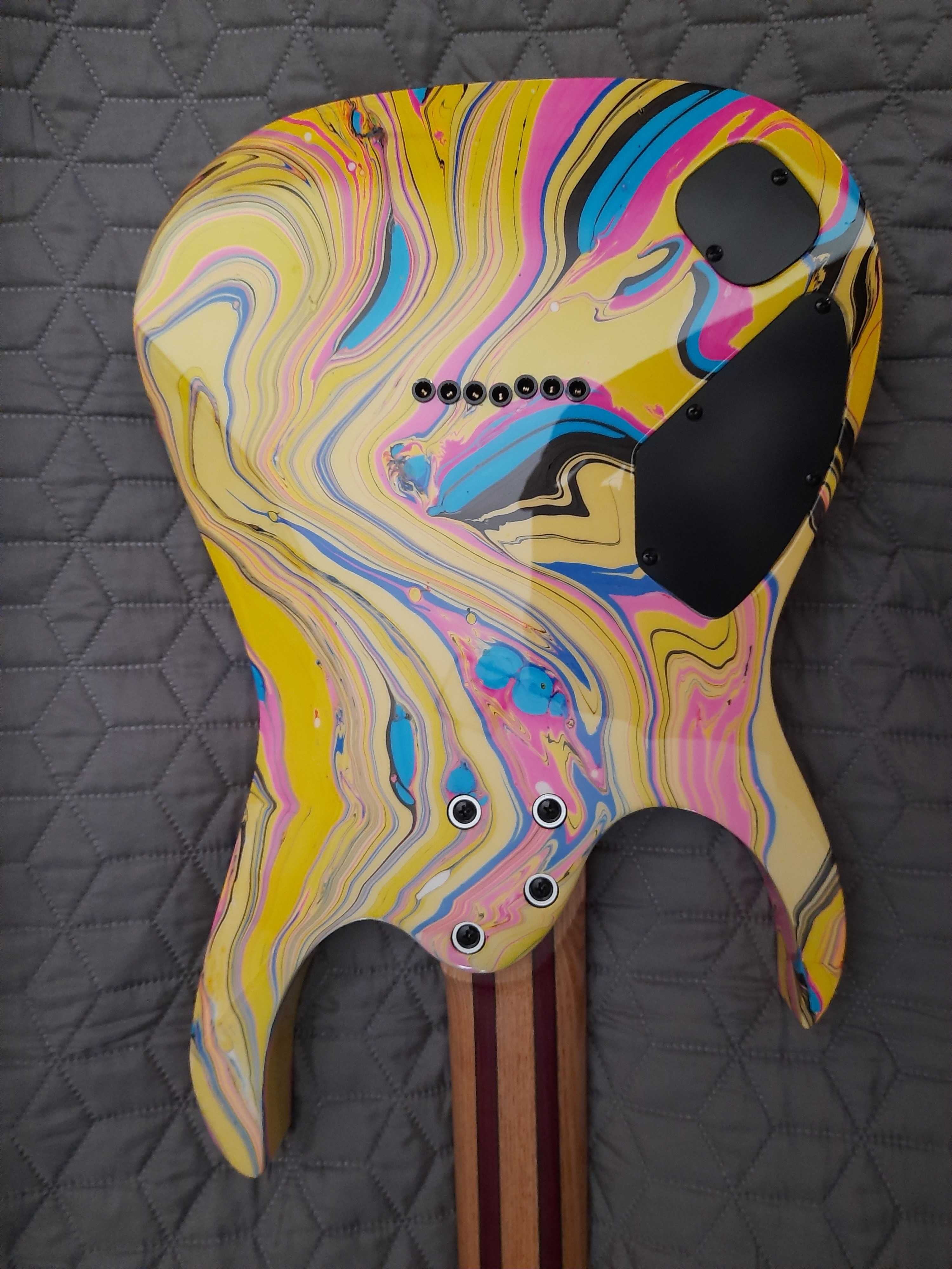 Gitara lutnicza body Ibanez Rg7621   7 strunowa.