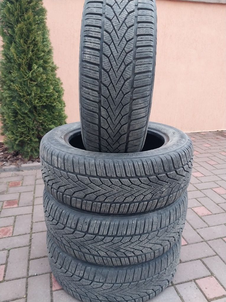 Шини Semperit Speed grip 2 205/55R16 зима