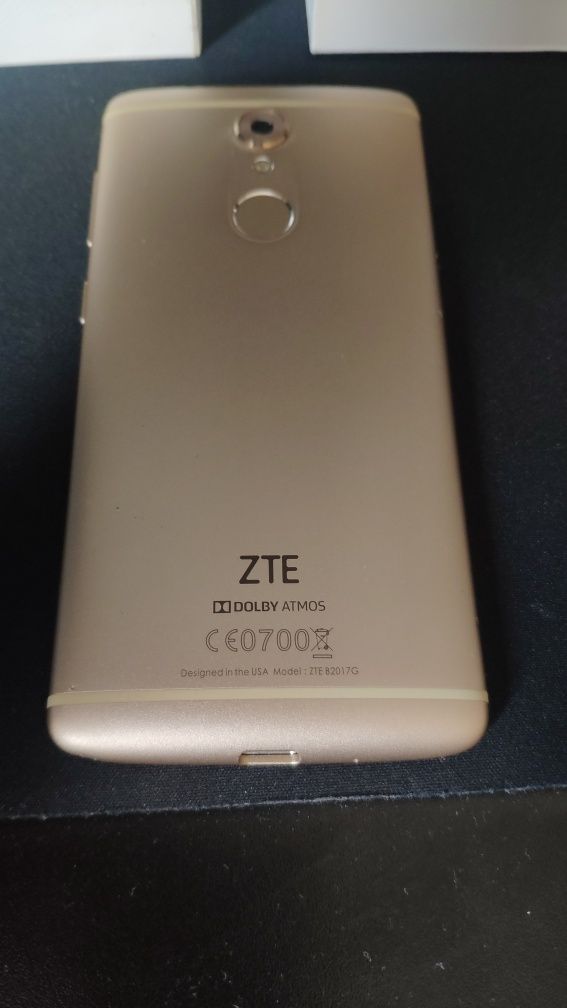 ZTE Axon 7 Mini plus gratis Samsung Wave 3