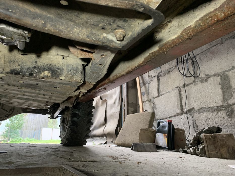 Ніссан пайтфіндер 2.5 тді