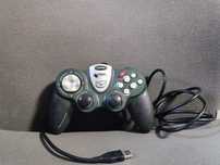 Pad Saitek P880 Dual Analog - stan bardzo dobry