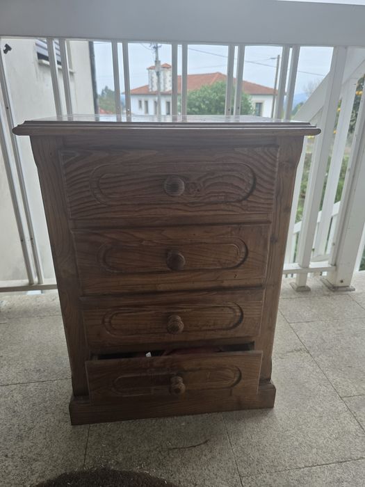 2 Mesinhas de cabeçeira