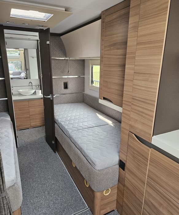 Adria alpina 613 UT - Zimowa