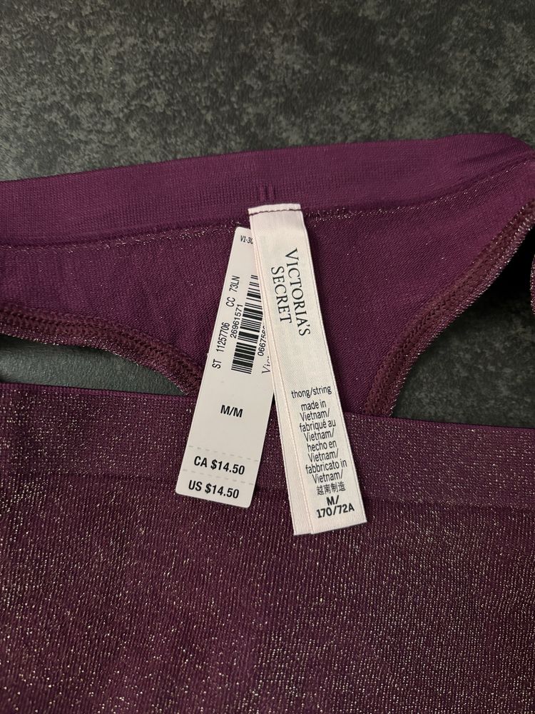 Bezszwowe fioletowe stringi Victoria’s Secret M