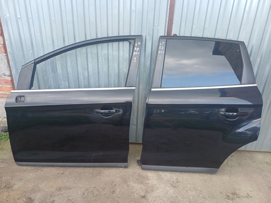 Drzwi lewy przod/tył ford Kuga Mk 1 kolor F8-czarny