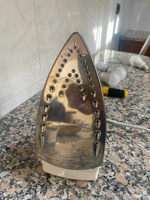 Ferro de passar Rowenta