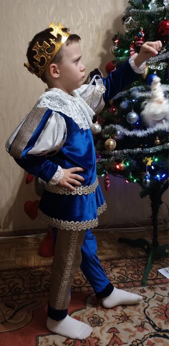 Карнавальний костюм принца, короля