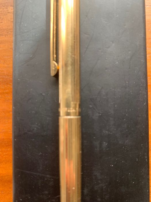 Esferográfica em ouro