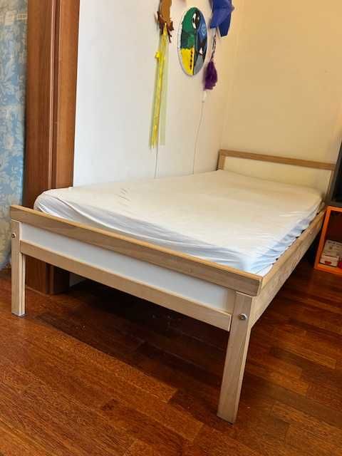 Drewniane łóżeczko dziecięce IKEA SNIGLAR  70 x 160 z materacem