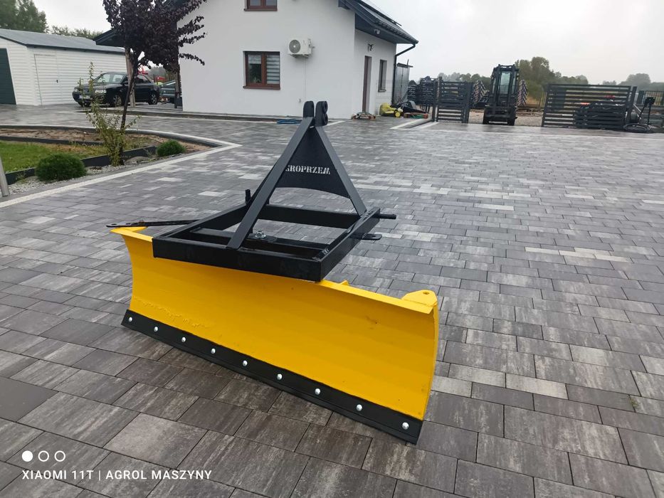 Pług Śnieżny do Małych Traktorków Mocowanie na TUZ 1,6M