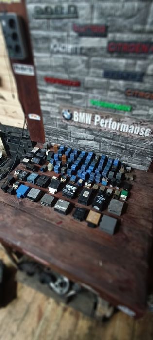 Реле Запобіжник Nissan primera p10 P11 Almera n16 Bluebird t12 t72 y11