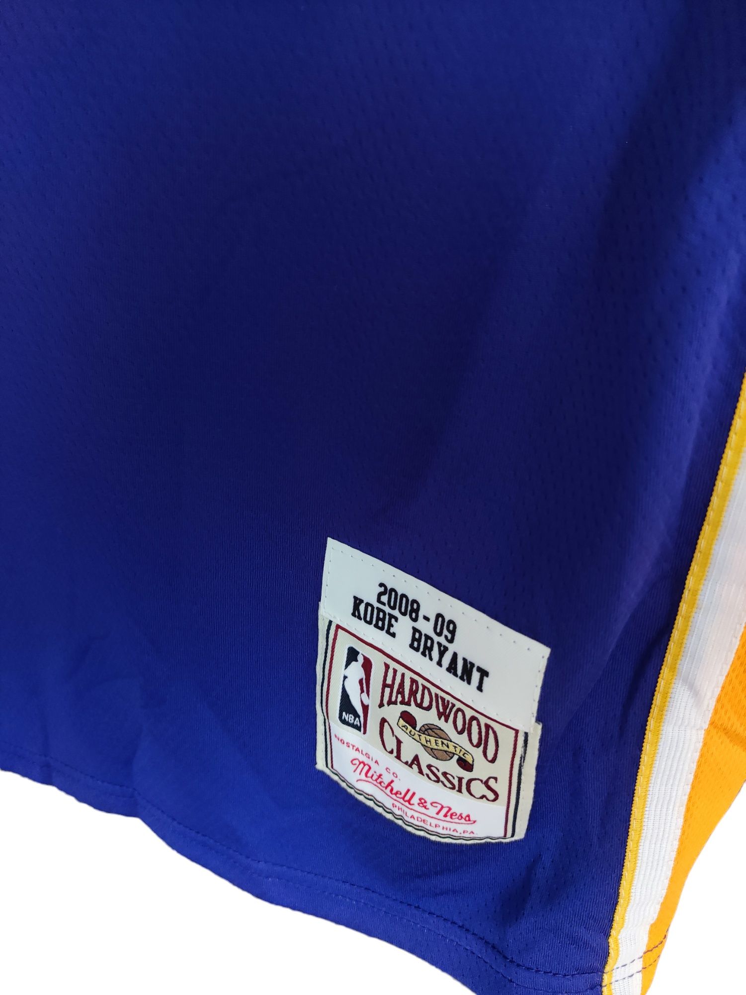Mitchell & Ness Kobe Brayant nr 24 Los Angeles Lakers 08-09 retro
