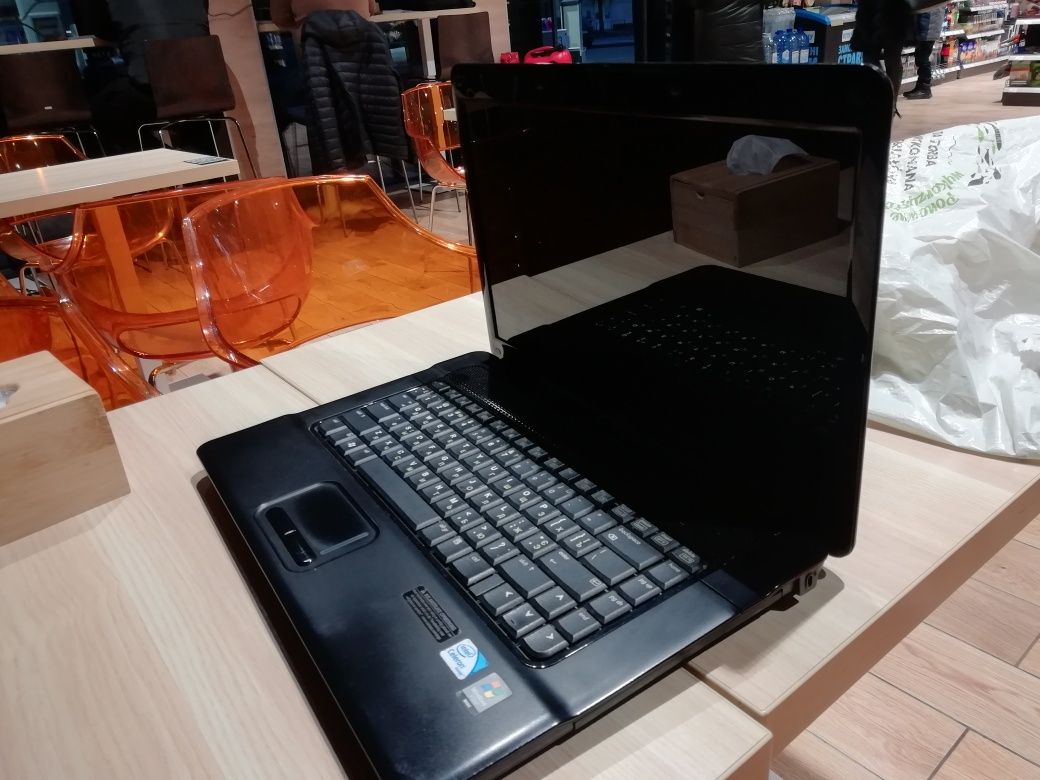 Ноутбук Compaq 610