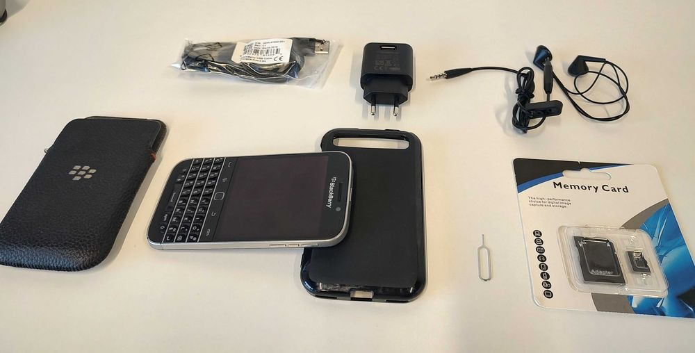 Czarny | BlackBerry Classic Q20 | 4G LTE | Bez BBID Oryginalny Komplet