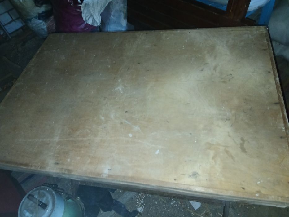 Стіл розкладний.