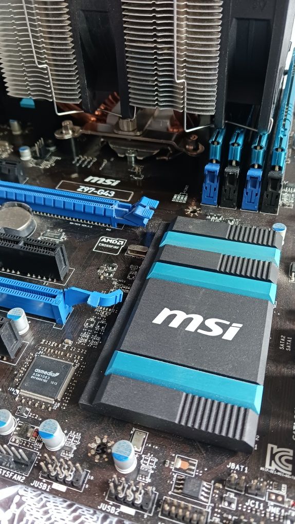 Plyta główna  MSI Z97-G43 +dodatki.