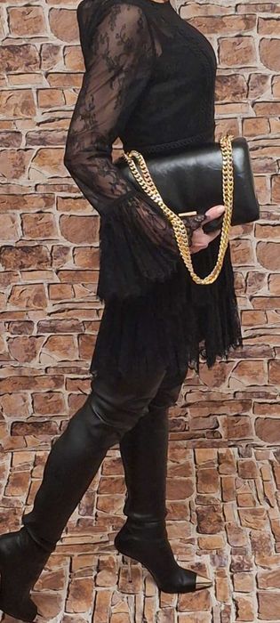 Zjawiskowa elegancka czarna koronkowa sukienka Marki Marciano by Guess