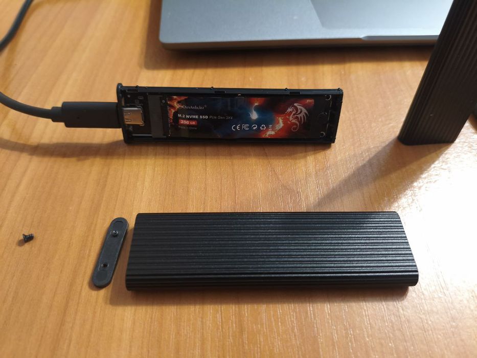 Портативний новий SSD M2 Nvme 256 Gb, карман М2, швидкісна флешка