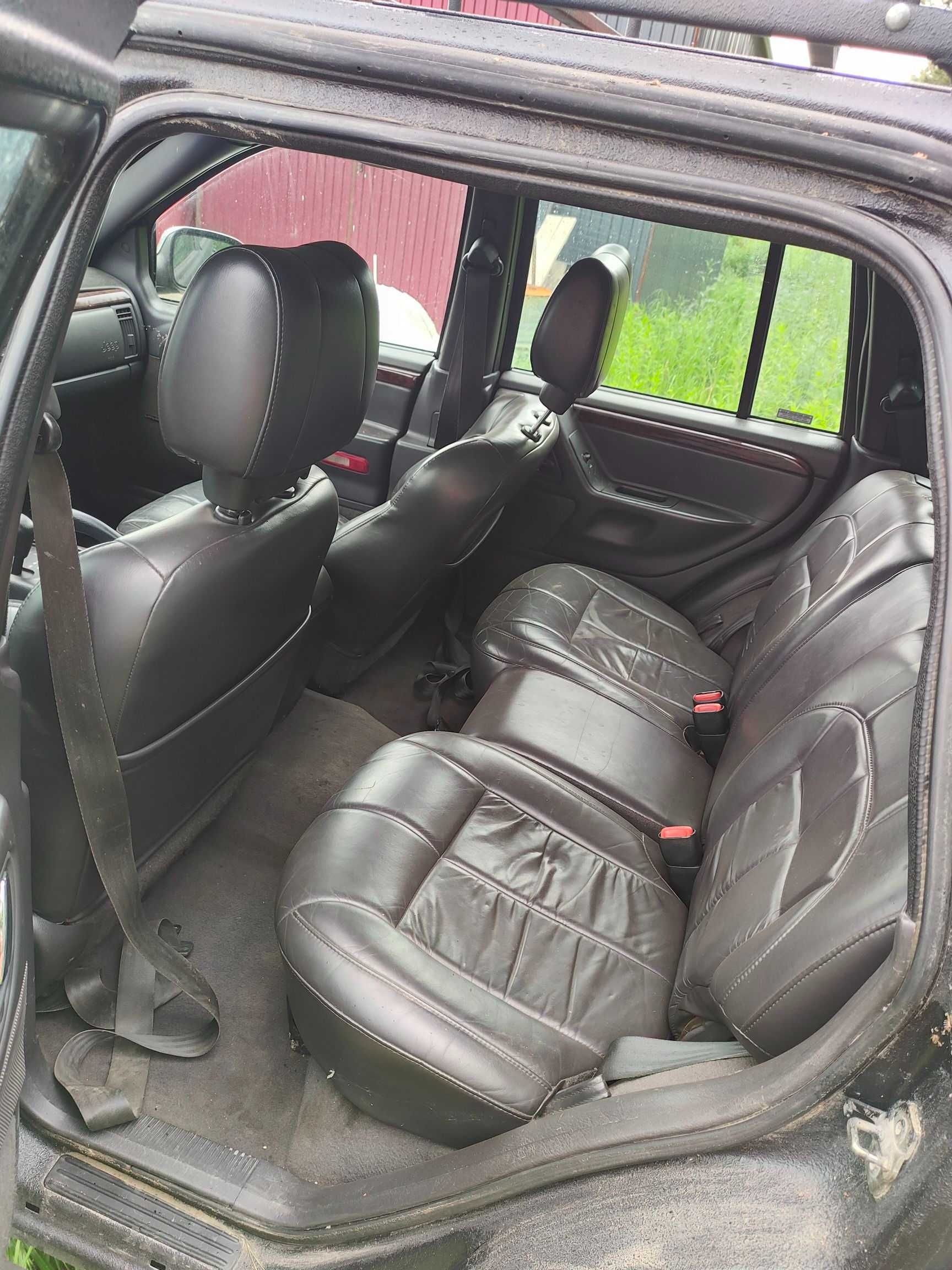 Jeep Grand Cherokee off-road 4.0L Benzyna