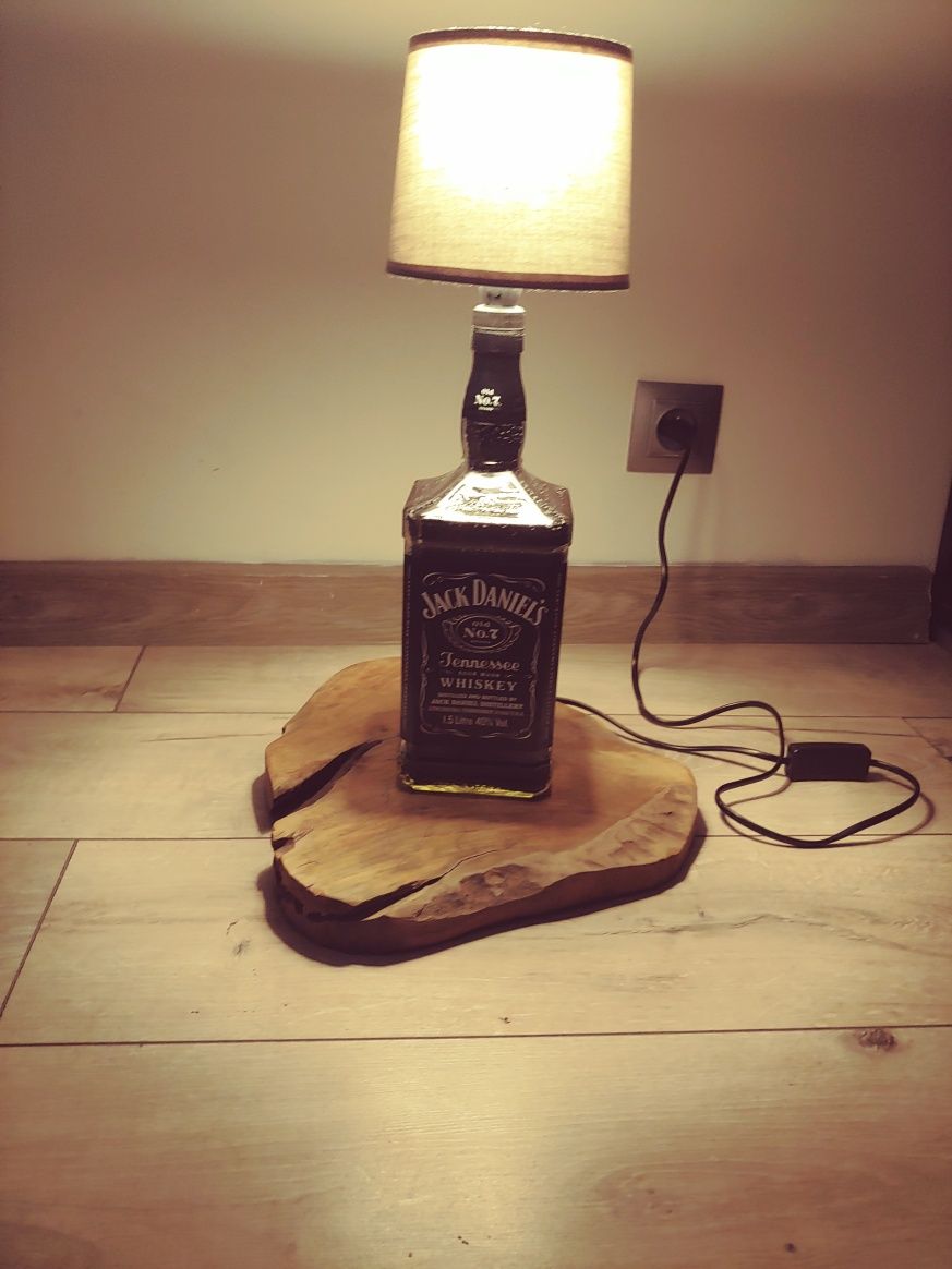 Jack Daniels 1.5 l lampa loft