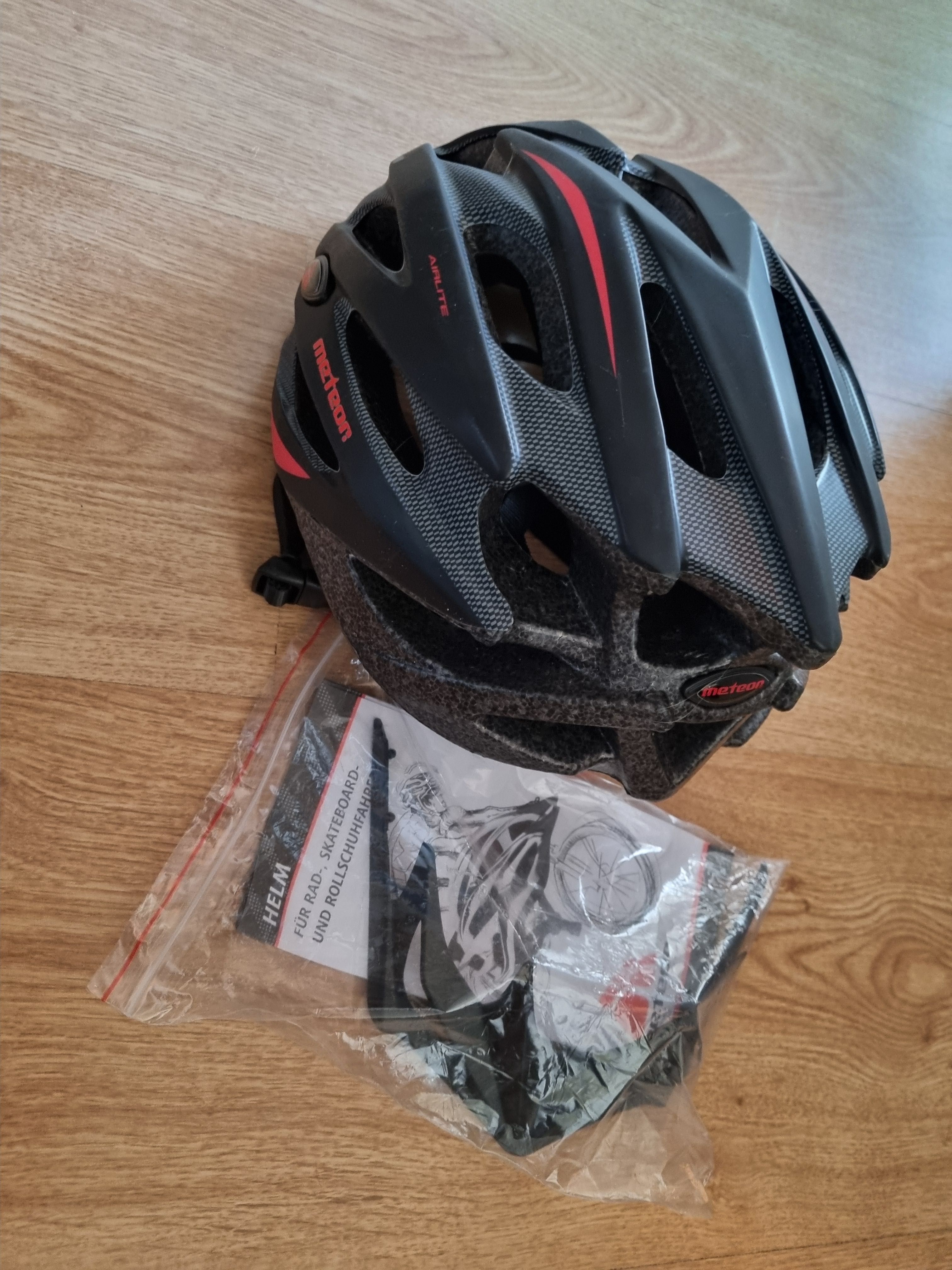 Kask rowerowy Meteor M