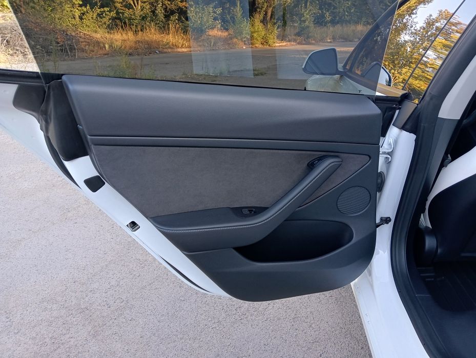Tesla model 3 performance