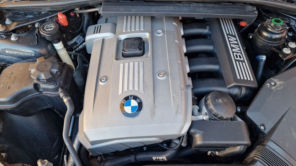 N52b25a śilnik bmw 325 e90 w aucie