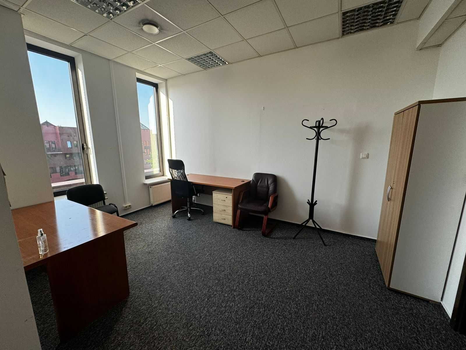 Wynajmę biuro 40