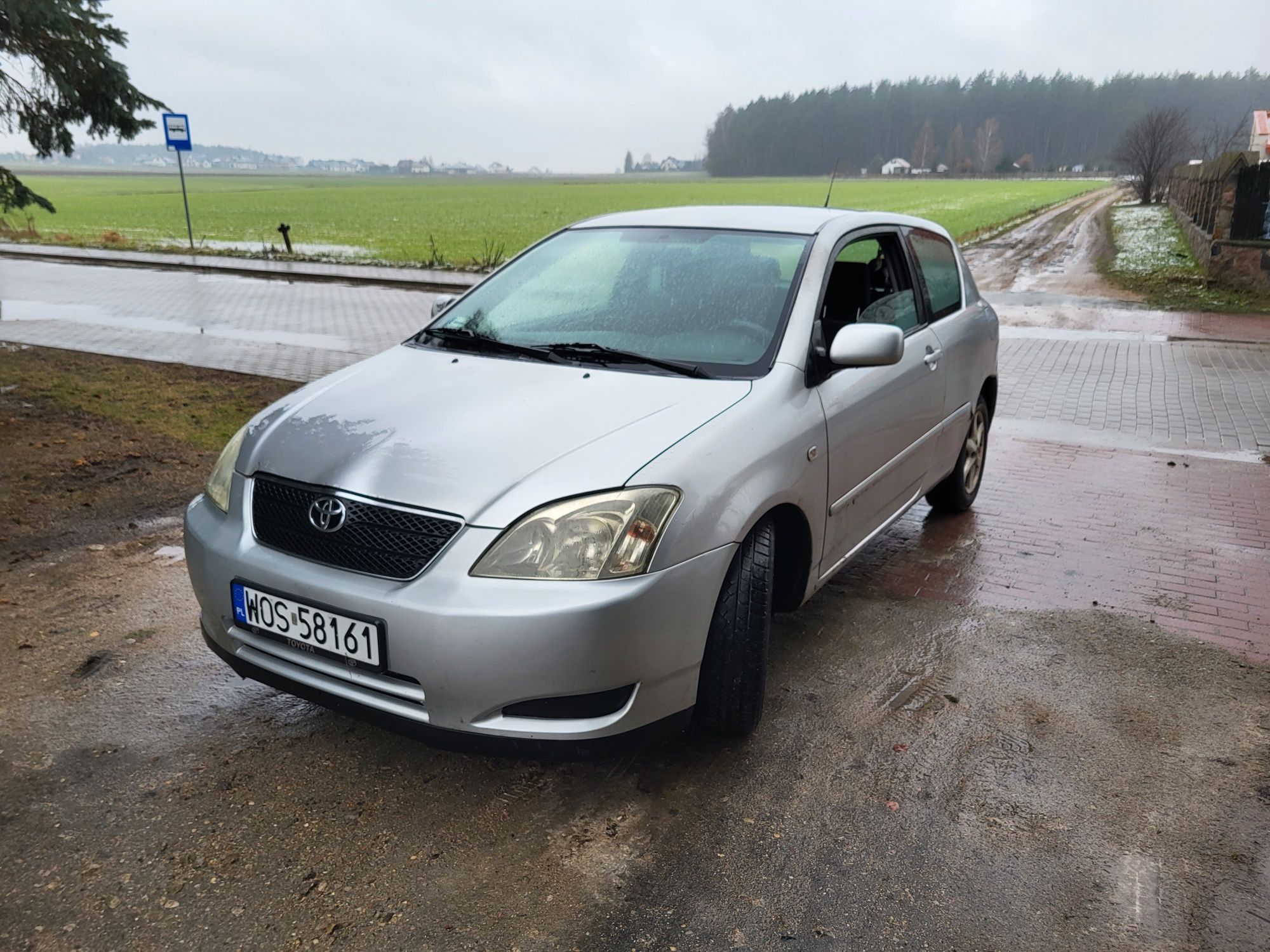 Toyota corolla 1.4. Klimatronic. El szyby. Alufelgi