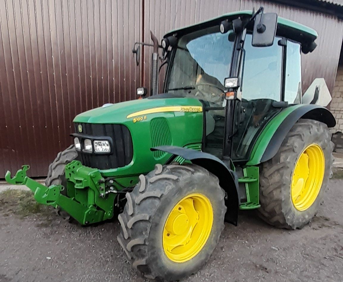 John deere 5115 R j.d. 6930