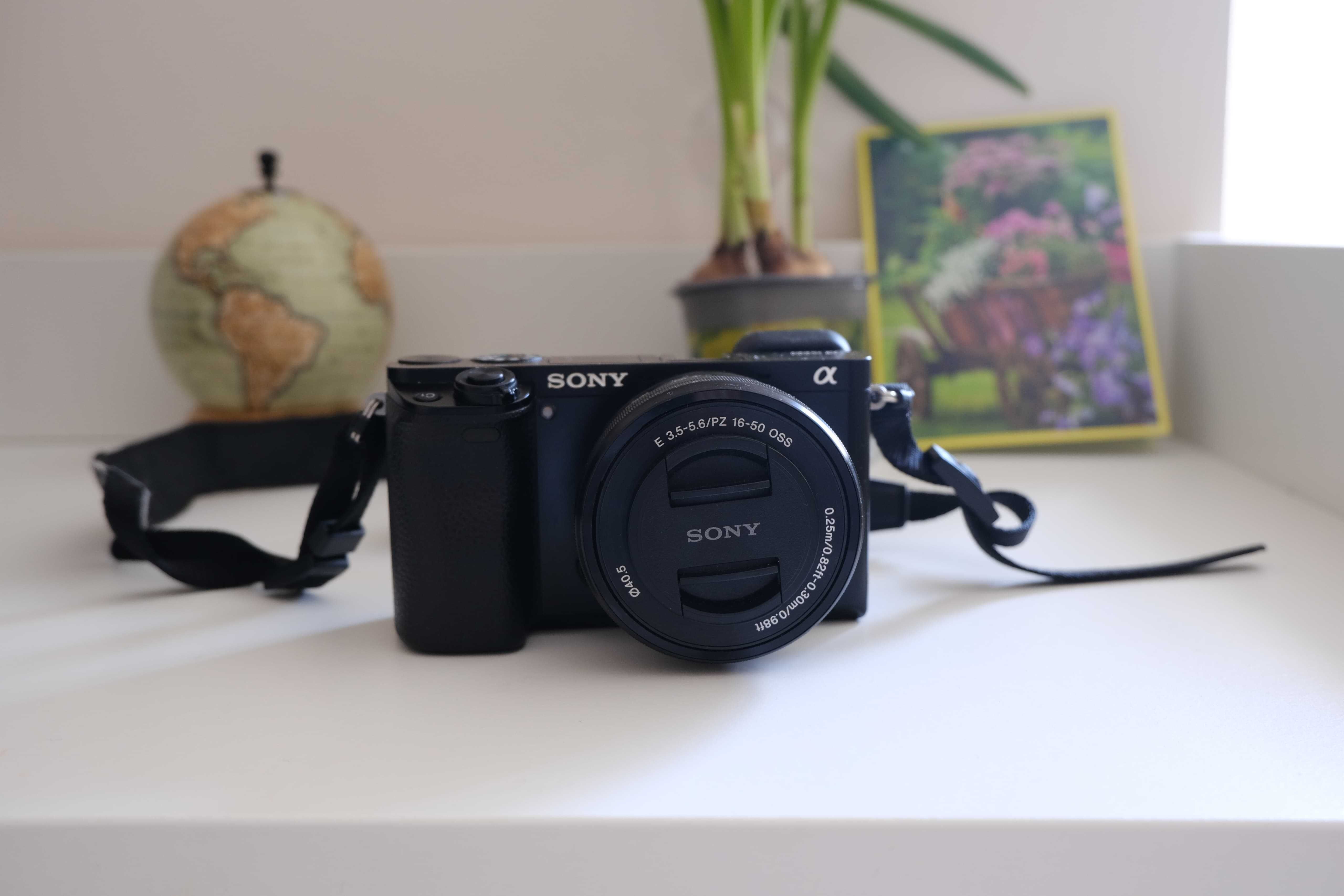 Sony Alpha A6000 + Lente 16-50mm + Bolsa – Como Novo!