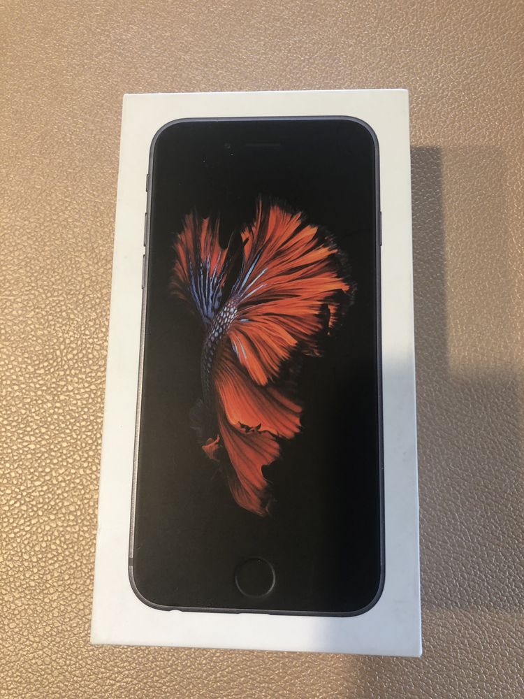 Pudełko opakowanie na iPhone