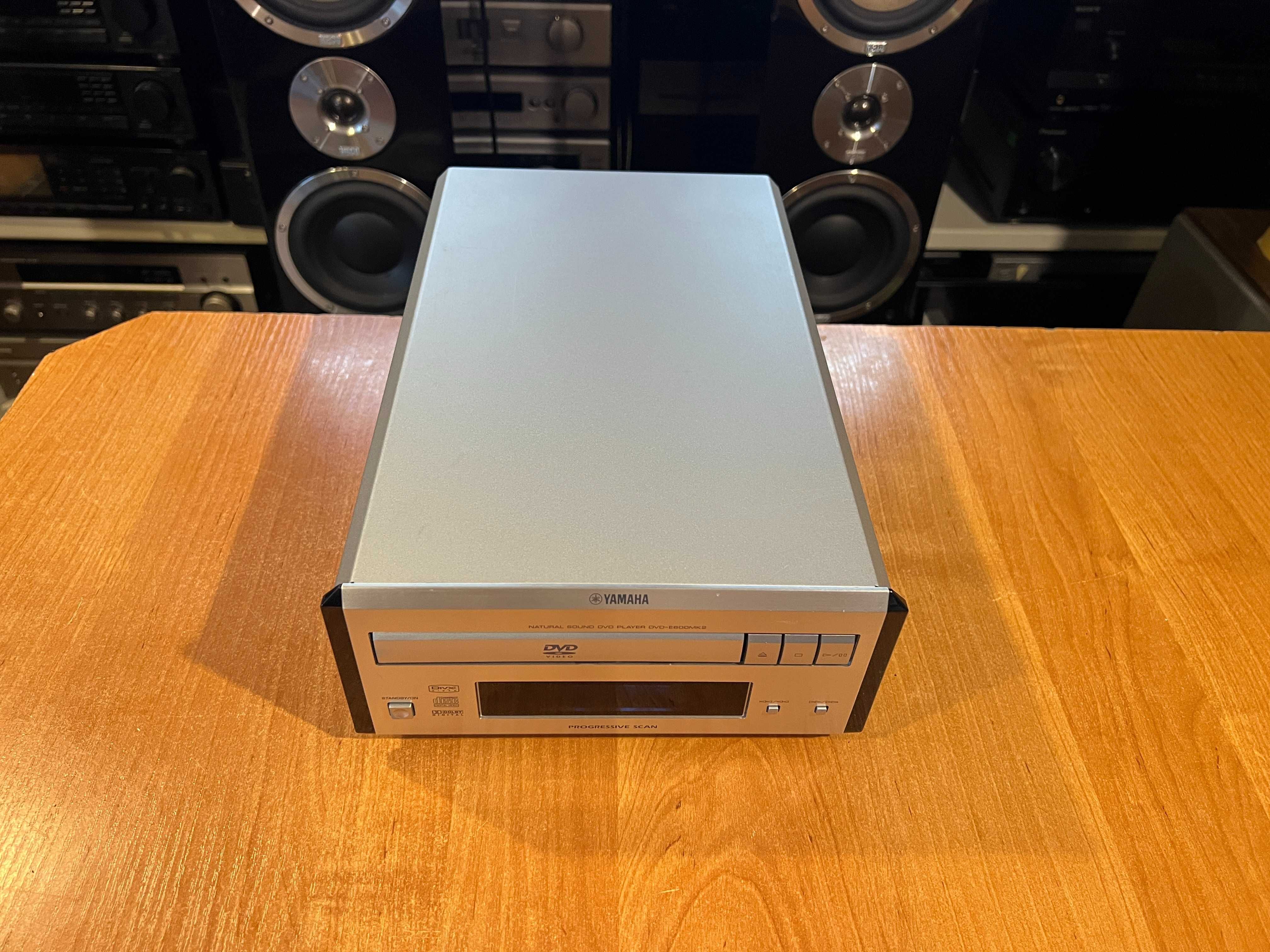 Odtwarzacz płyt CD/DVD Yamaha DVD-E600MK2 PianoCraft, Audio Room