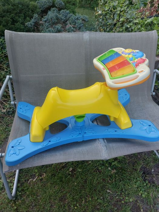 Bujak, stojak gimnastyczny, pianino Fisher Price
