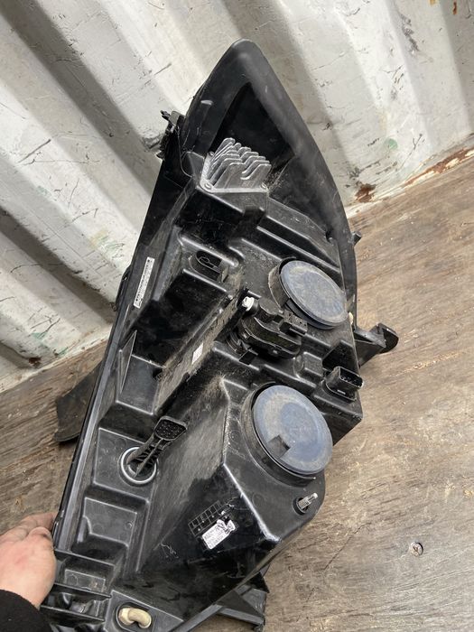 Renault master reflektor led prawy