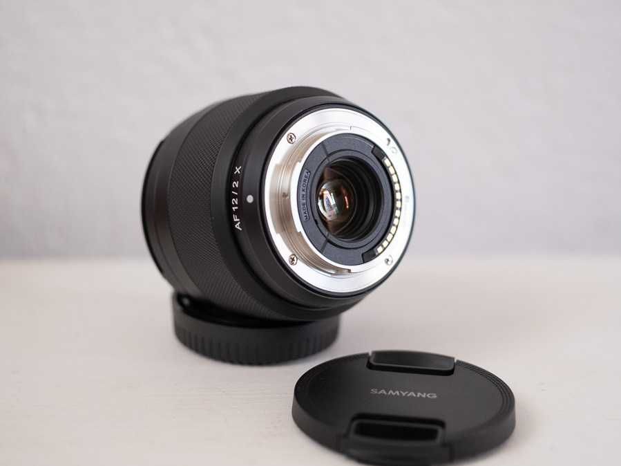 Objectiva Samyang AF 12mm F2 X Fujifilm – Ultra grande angular