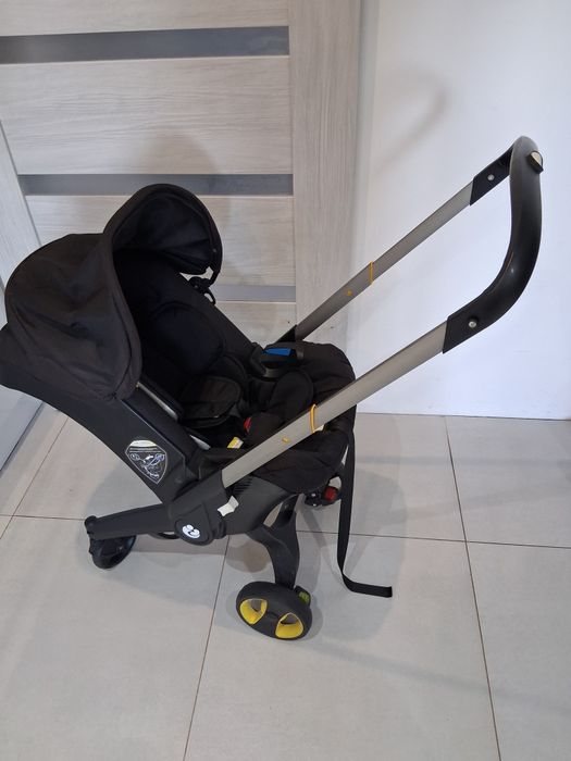 Jeżdzący fotelik samochodowy 3w1