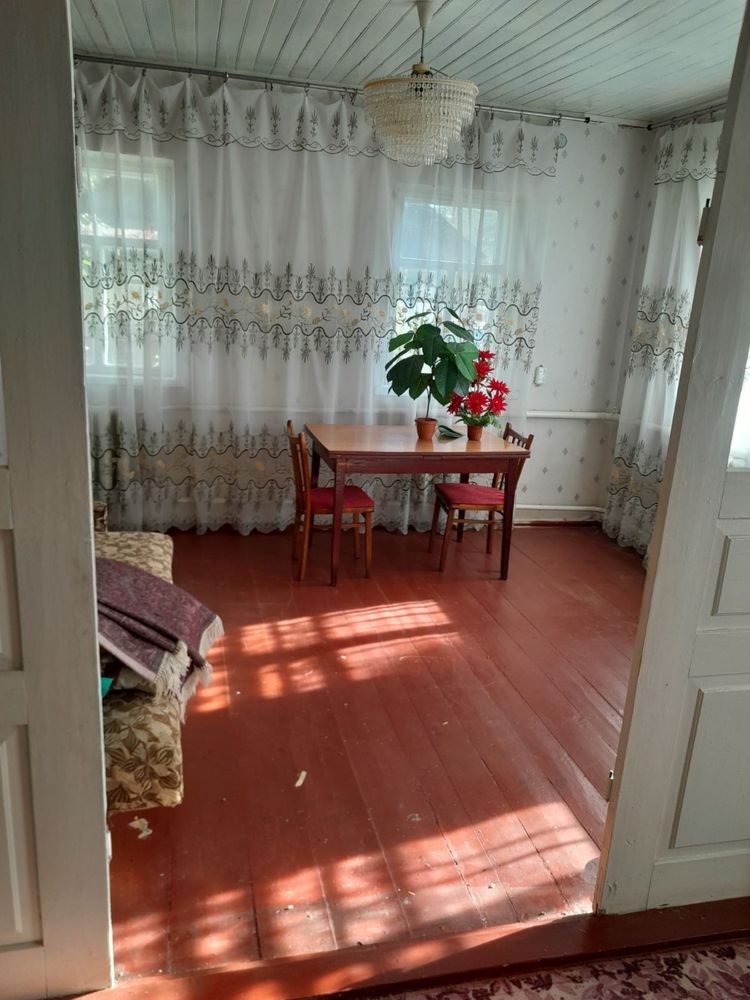 будинок біля лісу терміново
