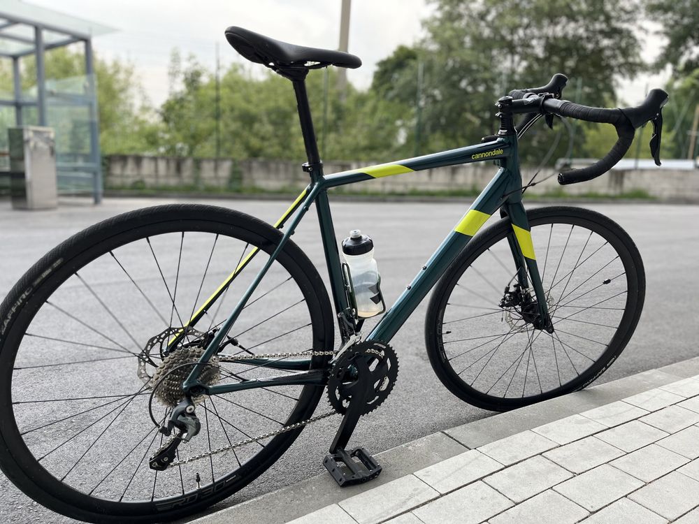 Шоссейный велосипед Cannondale Synapse 2020 Tiagra 56