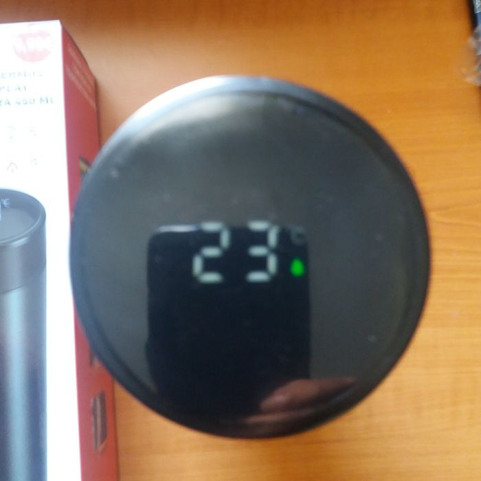 Garrafa térmica com display digital [NOVA]